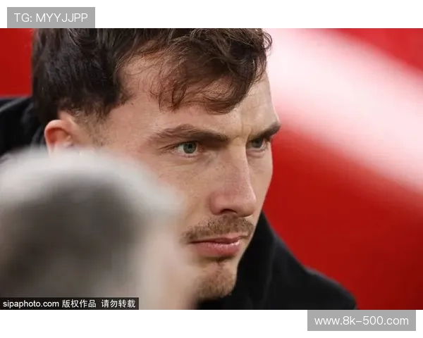 凯尔凯兹加盟利物浦，边后卫战术增强